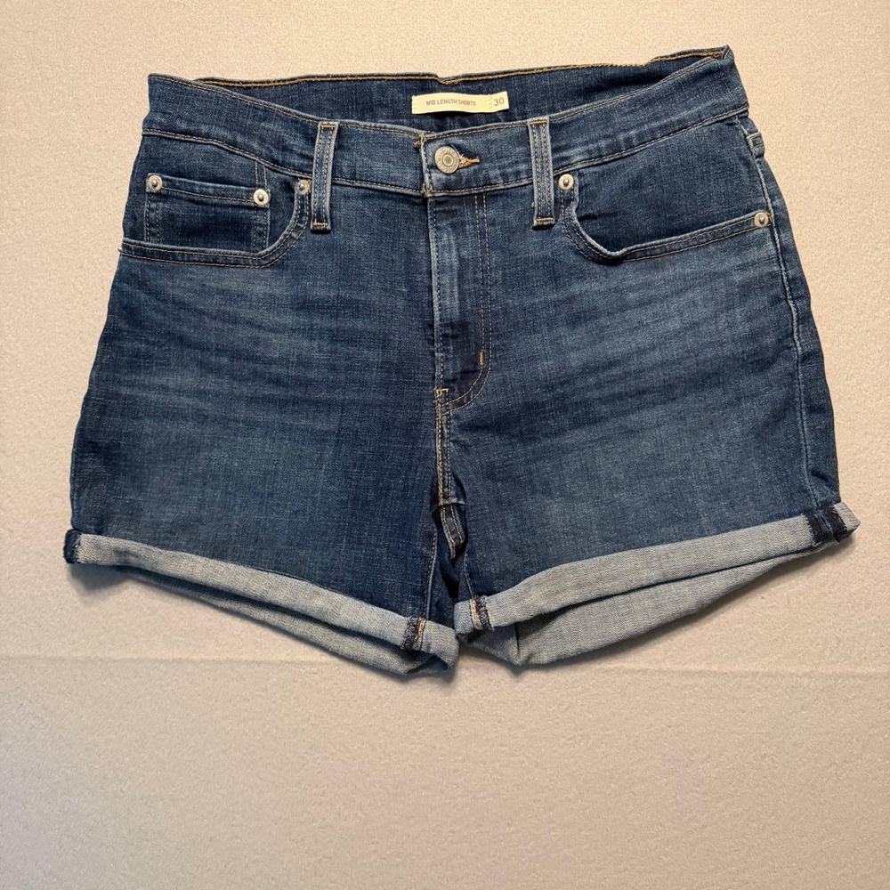 Levi's Mid Length Shorts Dark Wash Cuffed Denim Women Size 30